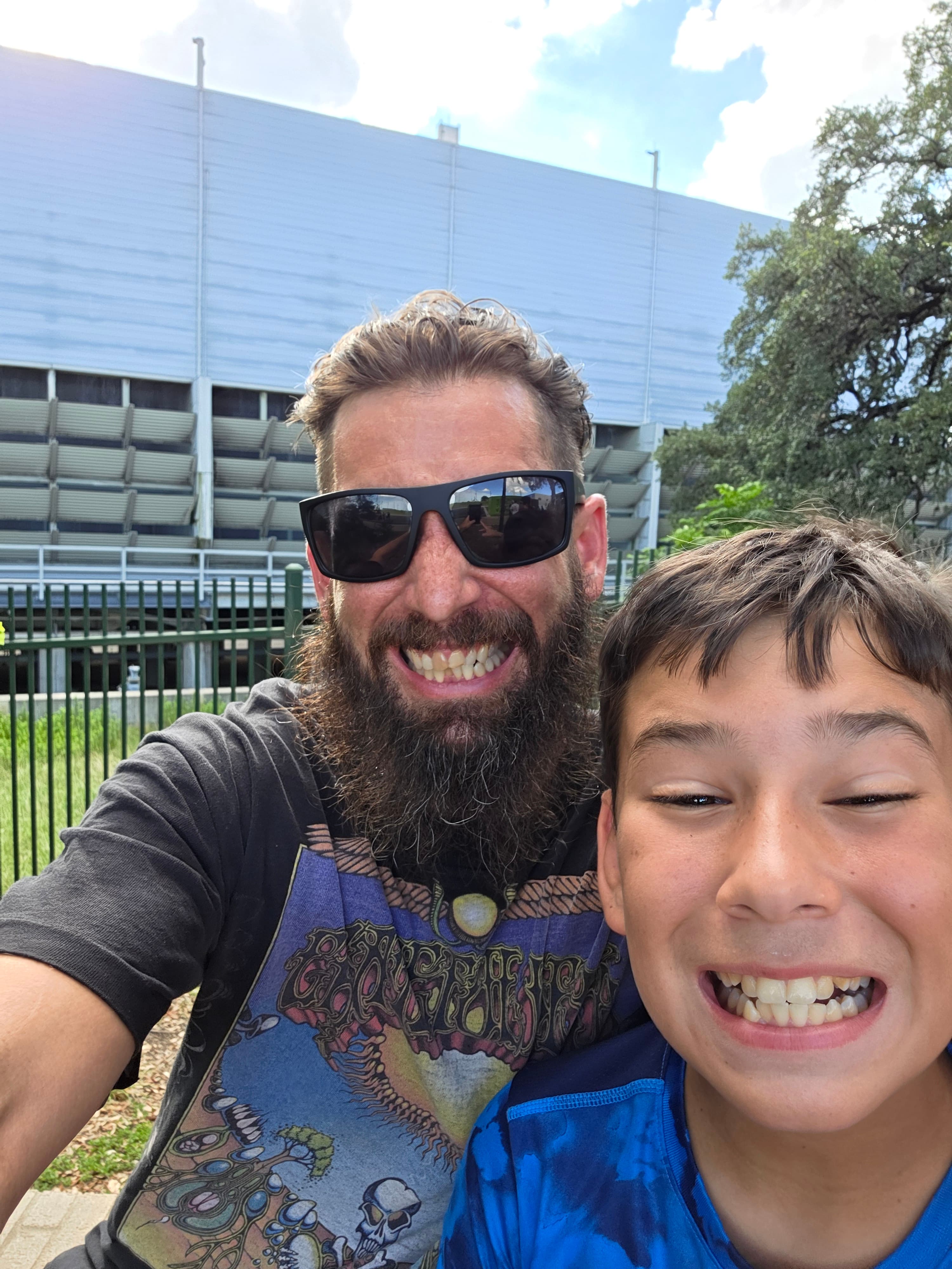 Dane Aaron - Professional Handyman and Logistics Expert